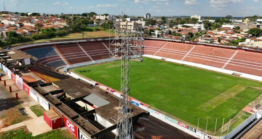 América inicia preparação para instalar iluminação de Led no Teixeirão