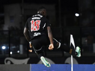 Análise: Vasco arranca virada no coração, espanta má fase e ganha moral para enfrentar o Flamengo