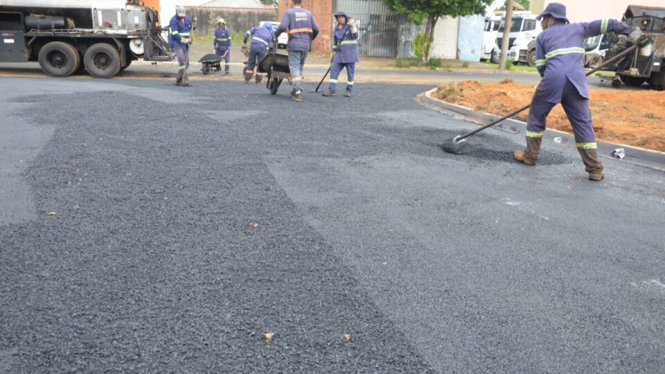 Avenida no bairro Jardim Paineiras terá novos semáforos e mudanças no trânsito