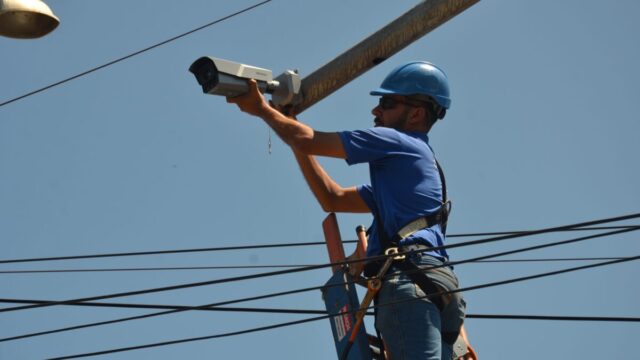 Câmeras com leitura de placas de veículos serão ampliadas nas regiões Norte e Oeste de Franca