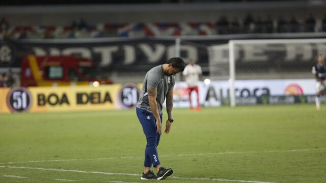 Carpini lamenta tempo curto, mas avalia que Remo demonstrou futebol “nível Série A”