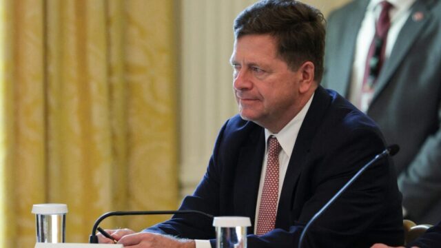 Chefe de inteligência dos EUA diz que Irã ampliou planos de ataque a americanos