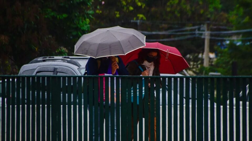 Com chance de chuva, São Paulo terá temperaturas de até 20°C nesta segunda-feira