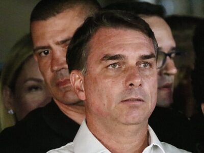 Como Flávio manteve a própria escolta fora dos planos de viagem aos EUA