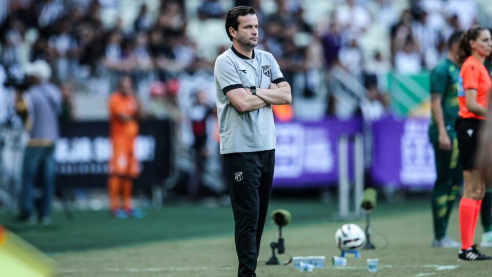 Daniel Paulista faz autocrítica após derrota para o Goiás e lamenta atuação do Ceará
