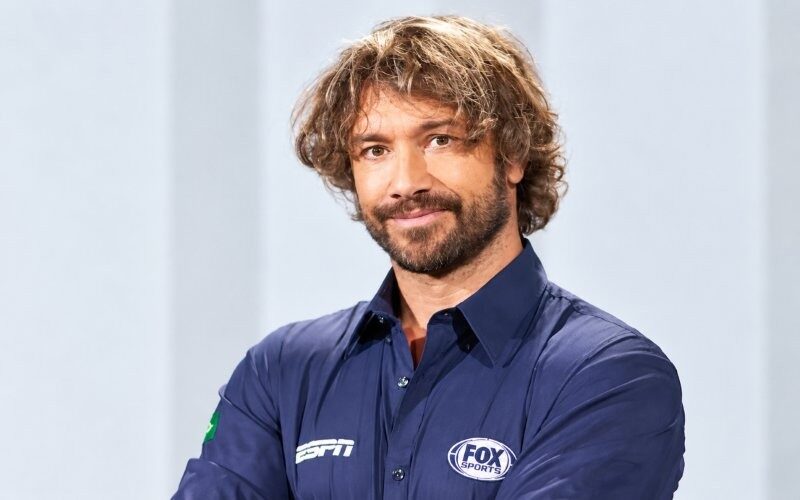 Diego Lugano vem para abertura de exposição no Riopreto Shopping