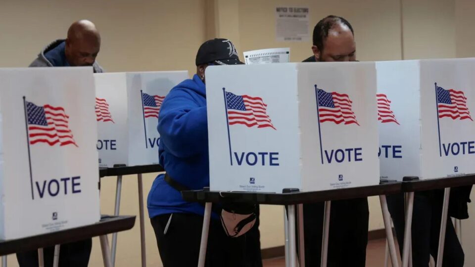 Eleições nos EUA registram recorde de quase 48 milhões de votos antecipados