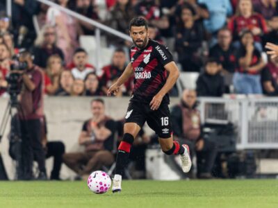 Escalação do Athletico: dupla retorna para encarar o Vasco; veja as opções