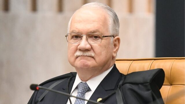 Fachin devolve a Mendonça inquérito sobre descontos indevidos no INSS