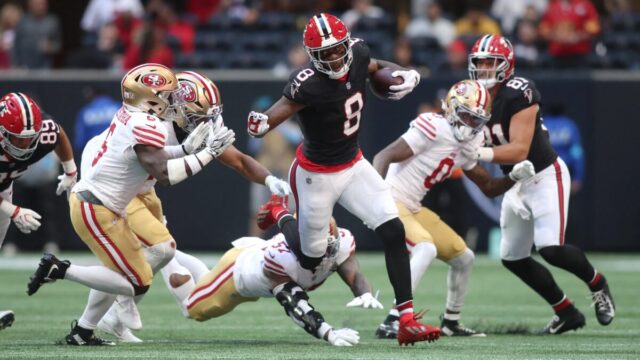 Falcons tiram invencibilidade dos Niners e vencem primeira em casa