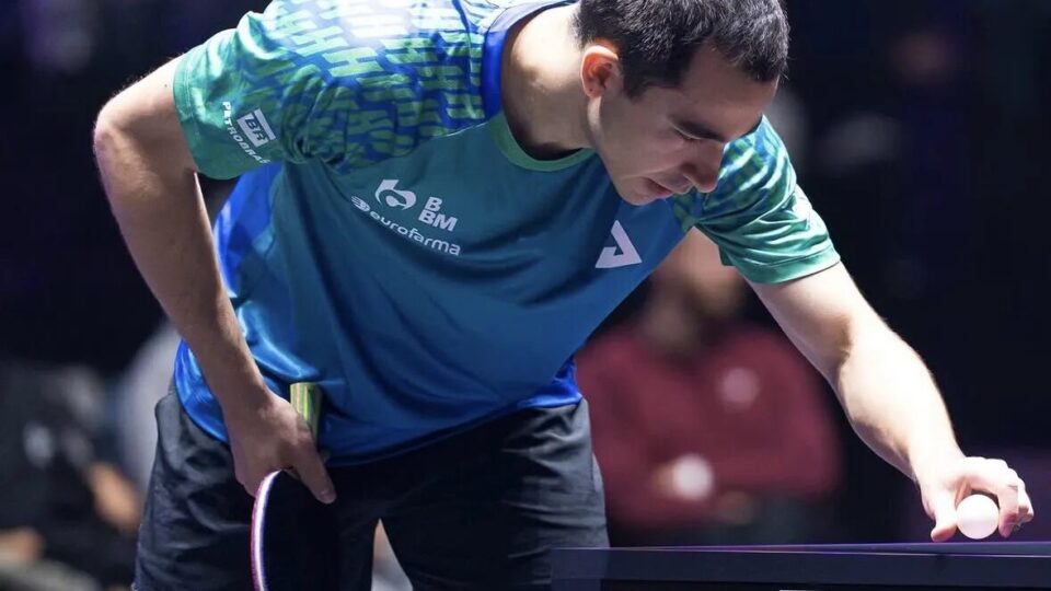 Hugo Calderano vence russo e conquista vaga na semi do WTT de Montpellier