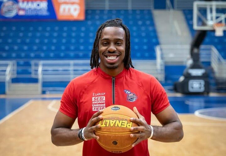 Invicto, Sesi Franca enfrenta o Corinthians pelo NBB e terá estreia de Gui Deodato