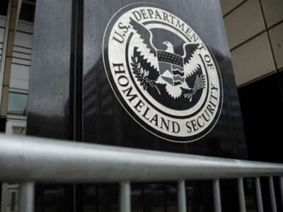 Justiça dos EUA autoriza detenção sem audiência para imigrantes