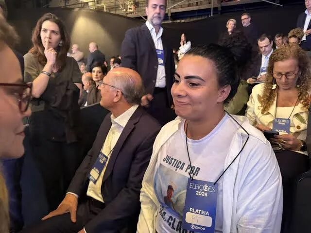Mãe de Ana Clara vai a debate da ‘Globo’; morte da menina é tratada por Lula e Flávio