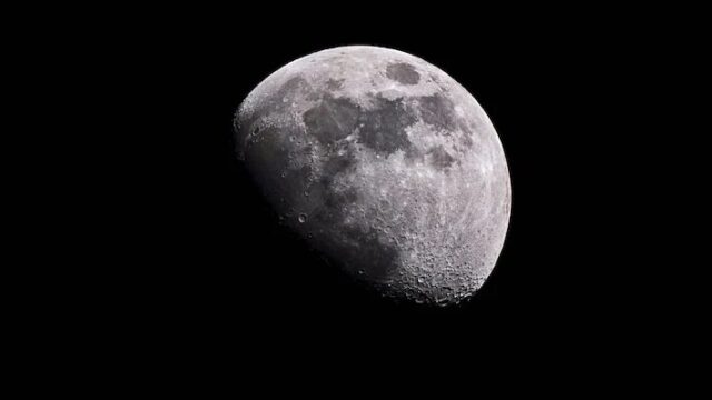 Missão chinesa encontra ‘cápsula do tempo’ de ferro gama na Lua; entenda