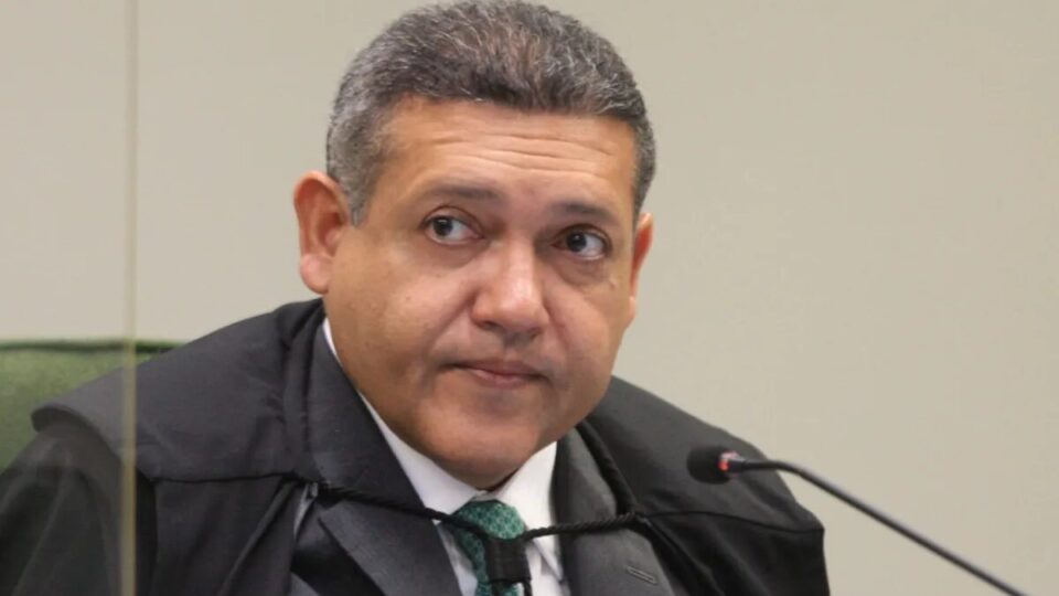 Nunes Marques dá 24 horas para Meta apresentar relatório sobre ‘Exército do Lula’