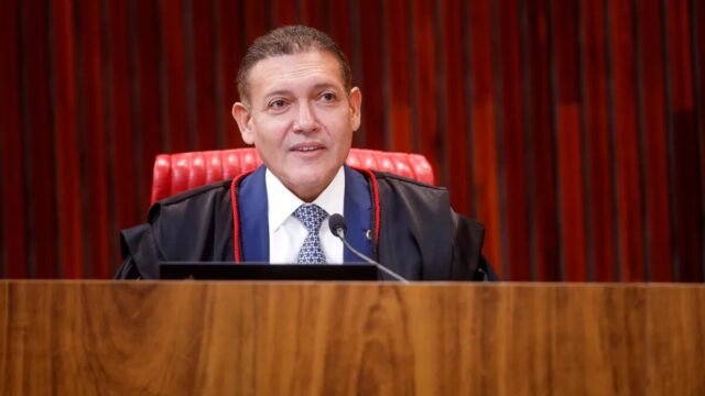 Nunes Marques segue Zanin e orienta prorrogação da votação até 19h