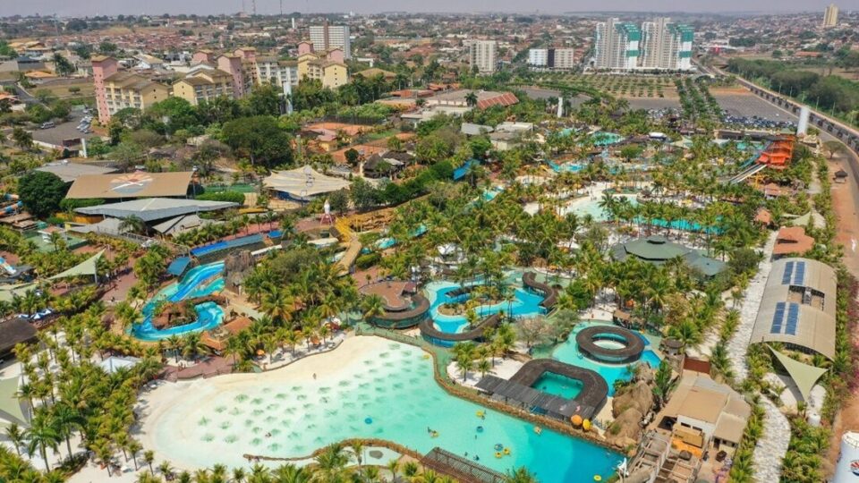 Parque aquático da ‘Orlando brasileira’ é o mais visitado das Américas e o 3º do mundo, diz ranking internacional
