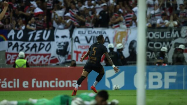 Pedro Favela vê gol do acesso do Santa Cruz todos os dias: "Não dá para acreditar ainda"