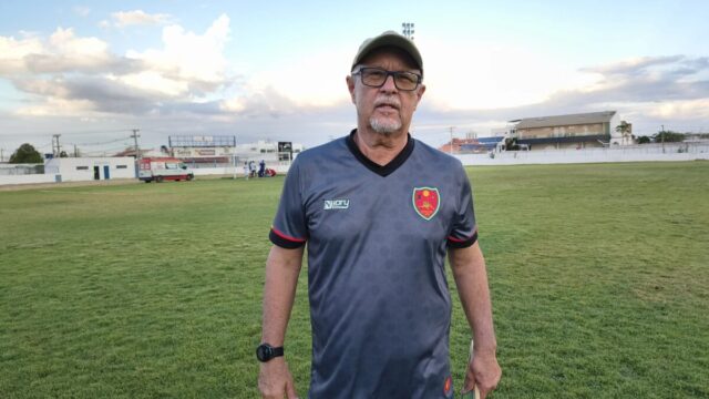 Pedro Manta revela "sacudida" no vestiário para Petrolina deslanchar em clássico