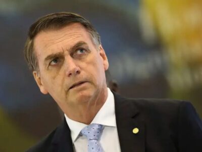 Quantas eleições Jair e Flávio Bolsonaro já disputaram juntos ou no mesmo ano
