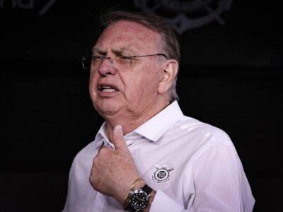 Stabile minimiza problemas com elenco do Corinthians e revela prazo para pagar atrasados