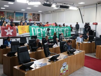 Vereadores aprovam ampliação de desconto no IPTU para idosos e PCDs